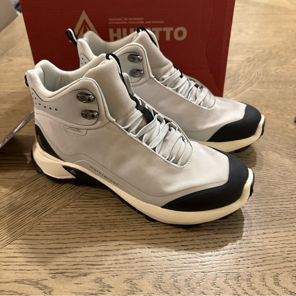 HUMTTO Men's All-Terrain Waterproof Hiking Boots Lightweight 7.5, Grey